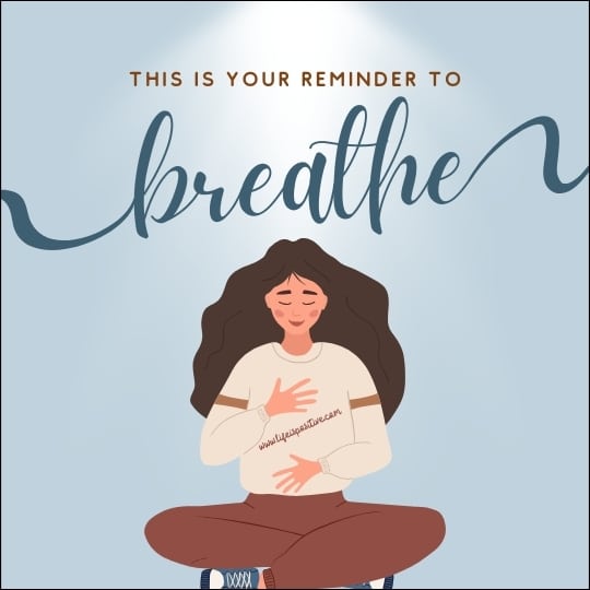 simple-mindfulness-practices-for-daily-life-breathing-meditation-www.lifeispositive.com
