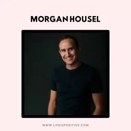 morgan-housel-picture-a-professional-headshot-of-morgan-housel-an-expert-in-finance-and-investing for-book-psychology-of-money
